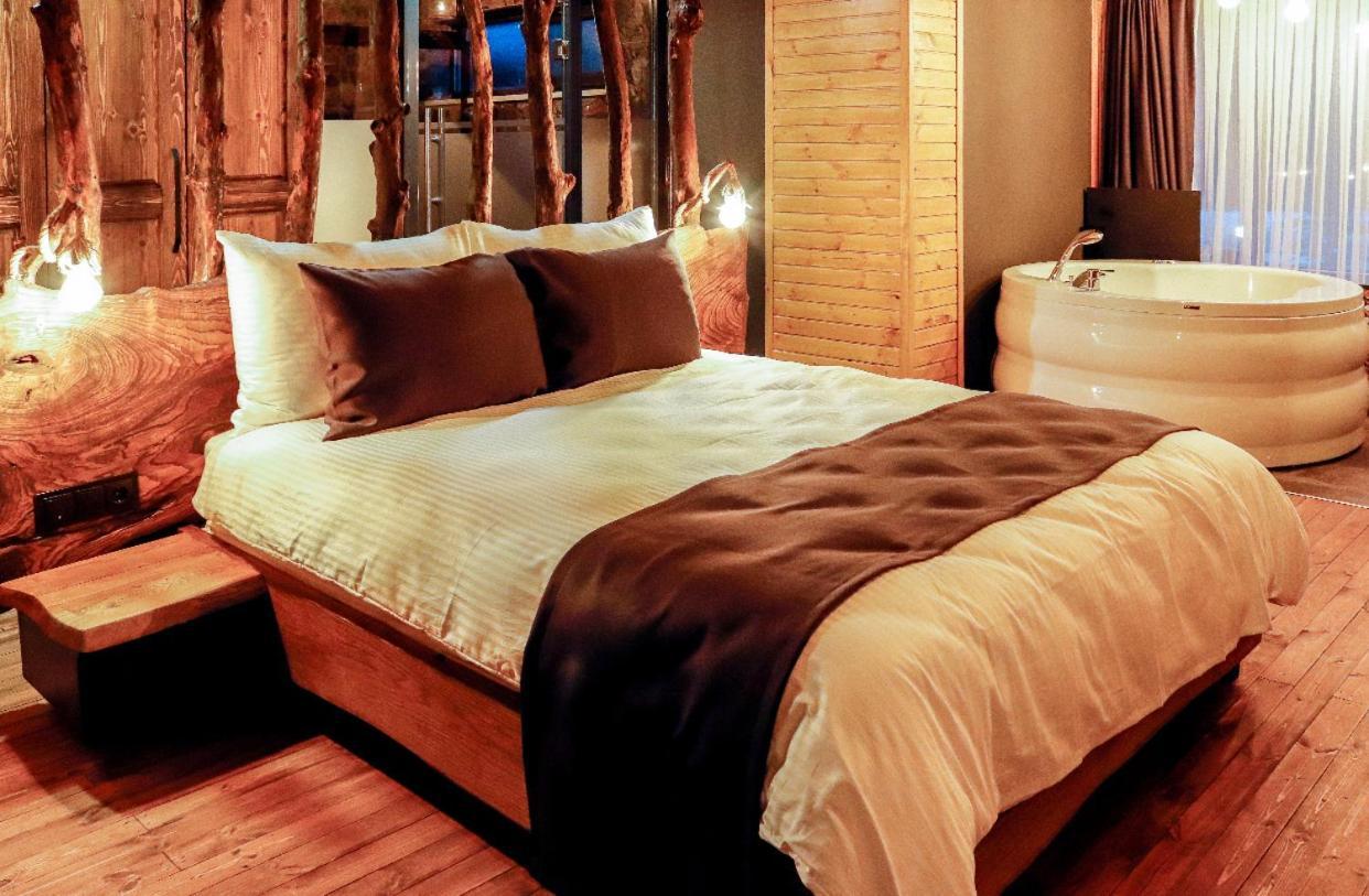 بولو Abant Hitit Otel Restaurant المظهر الخارجي الصورة